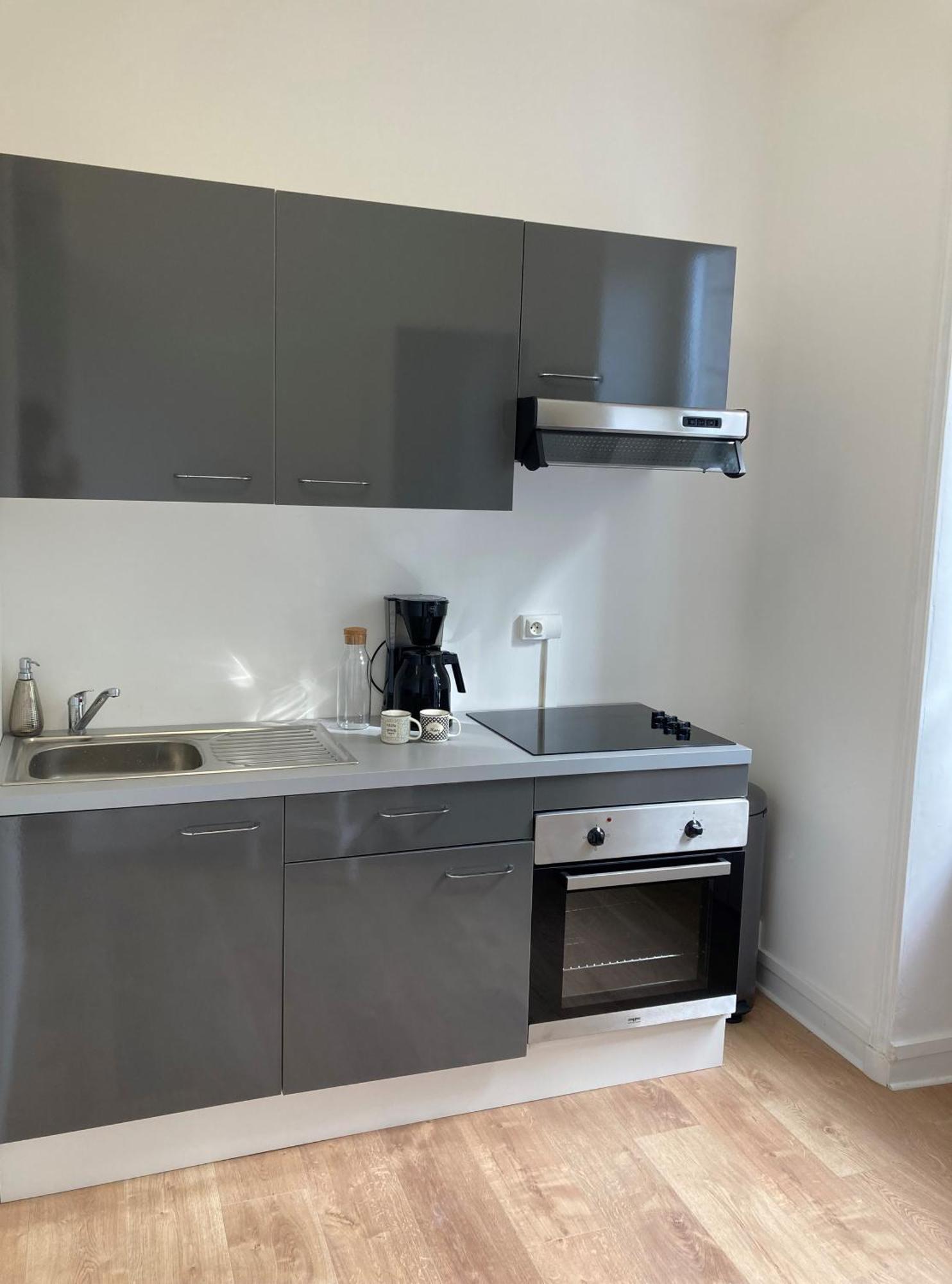 Vue Imprenable Sur Le Moulin Du Chaos ! Apartment Уегоа Екстериор снимка